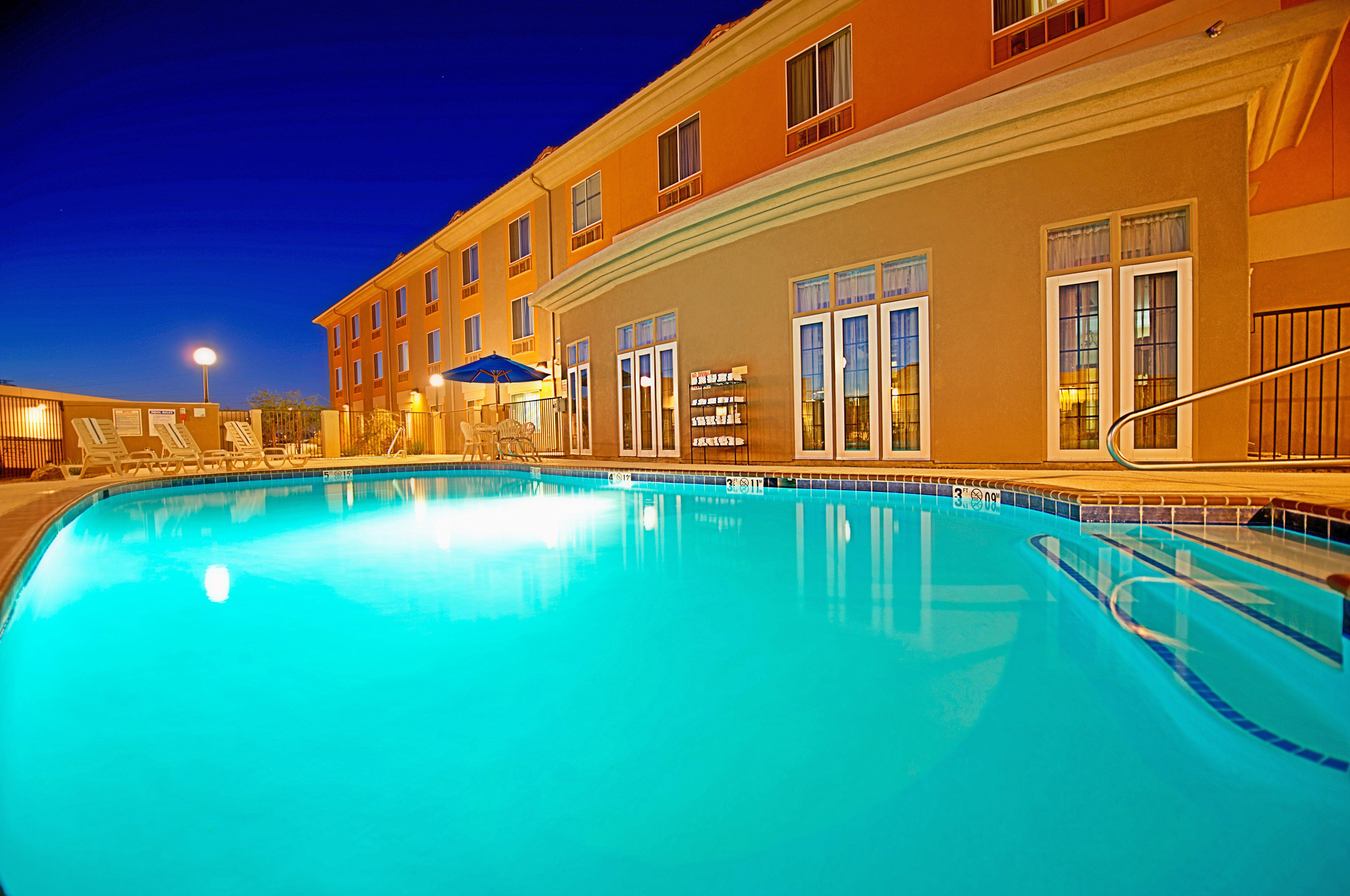 Holiday Inn Express & Suites Tucson By Ihg Εξωτερικό φωτογραφία