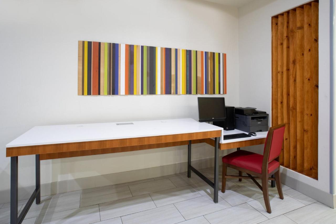 Holiday Inn Express & Suites Tucson By Ihg Εξωτερικό φωτογραφία